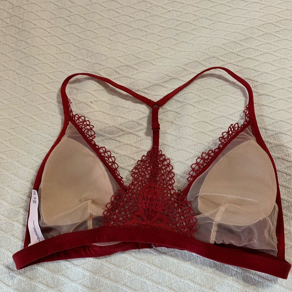 Victoria Secret - Picture 3 of 4